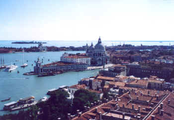 venice11.jpg (153794 bytes)